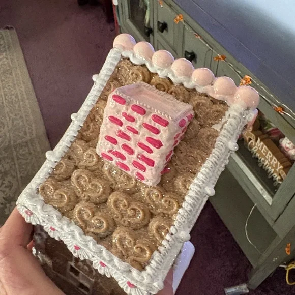 NWT-Gingerbread House Holiday Decoration - Brown and Pink - Picture 13 of 16